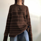 Gestreifter Rippenpullover